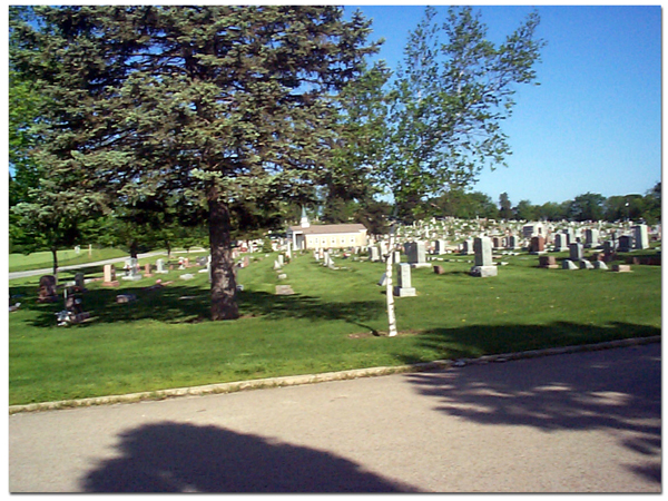 Roselawn_Cemetery_4