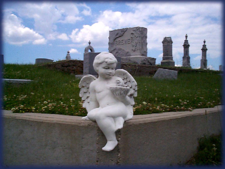 Pogue_Cemetery_angel